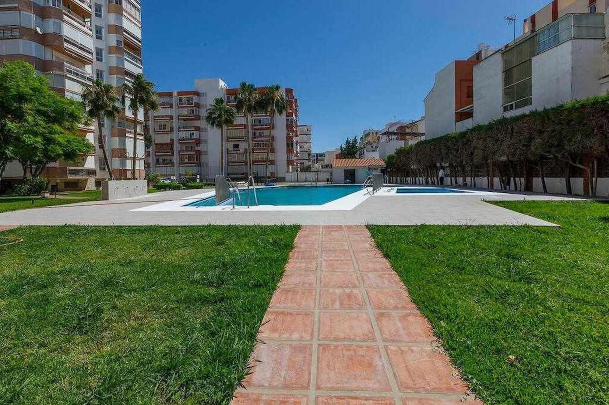 Apartamento A&N Plaza Sol Torre Del Mar Exterior foto
